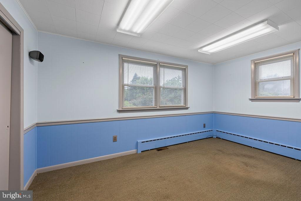 Main Room3