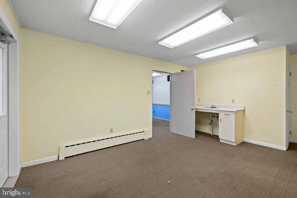 Office2_kitchenette2